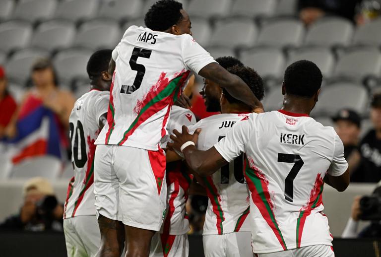Soccer: Concacaf Gold Cup-Group Stage-Suriname at Costa Rica Jun 15, 2025 San Diego, California, USA Suriname defender Shaquille Pinas 19 celebrates second half goal against Costa Rica in a group stage match of the 2025 Gold Cup at Snapdragon Stadium. San Diego Snapdragon Stadium California USA, EDITORIAL USE ONLY PUBLICATIONxINxGERxSUIxAUTxONLY Copyright: xDenisxPoroyx 20250615_tcs_pt6_342